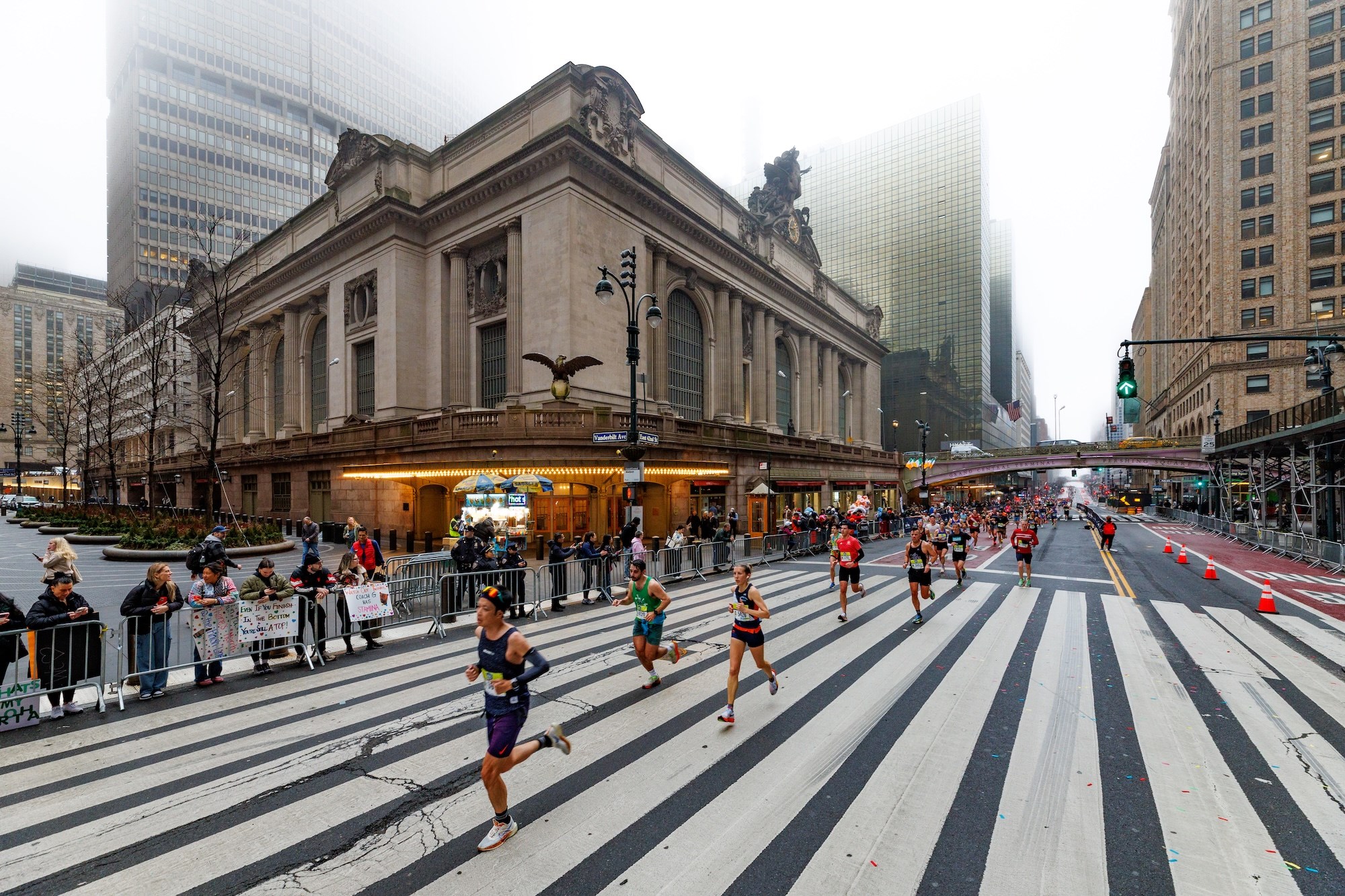 Runners in front of Grand Central Terminal at the 2025 United Airlines NYC Half
